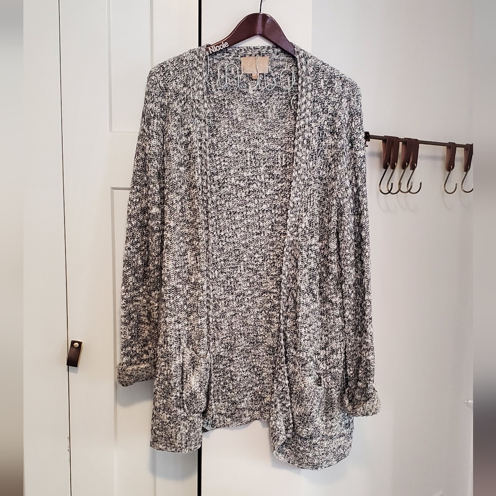 Grey sweater